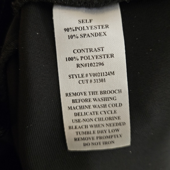 Connected Apparel Black velvet gown 14 - Picture 4 of 5